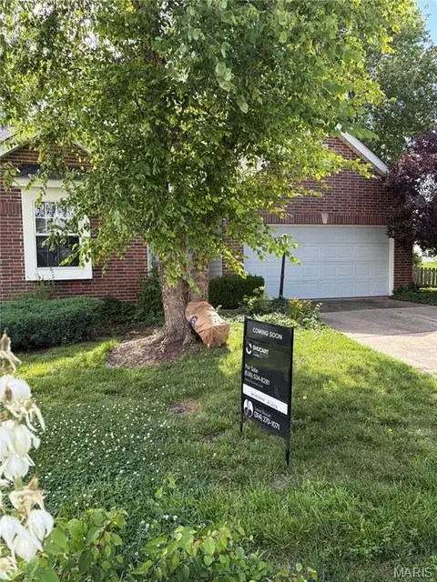 591 Midland Dr, O'fallon, MO 63366