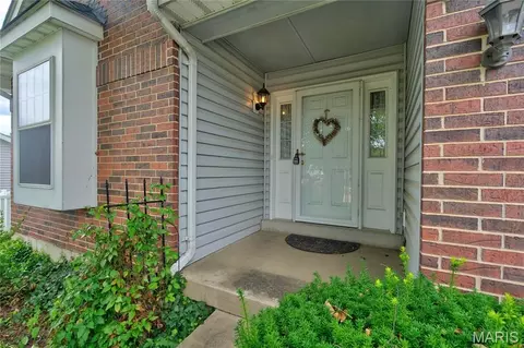 Exterior - 591 Midland Dr, O'fallon, MO 63366 photo 4 of 7