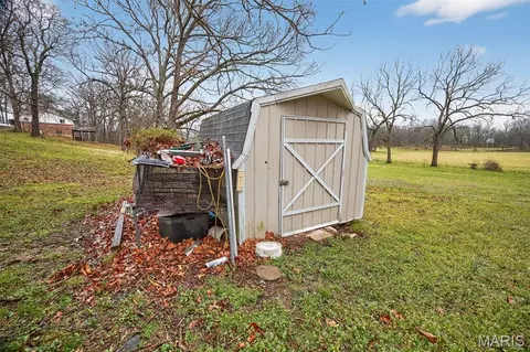 Exterior - 19536 Echo Rd, Phillipsburg, MO 65722 photo 6 of 9