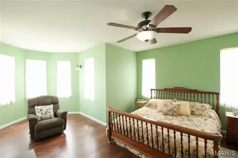 Bedroom - 910 Oak Pass Ln, Sullivan, MO 63080 photo 3 of 4