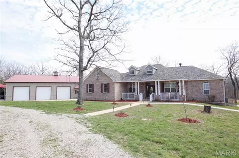 Exterior - 910 Oak Pass Ln, Sullivan, MO 63080 photo 1 of 6