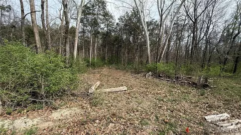 209 Highland Dr, Dittmer, MO 63023
