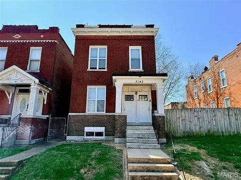 3142 Winnebago St, Saint Louis, MO 63118