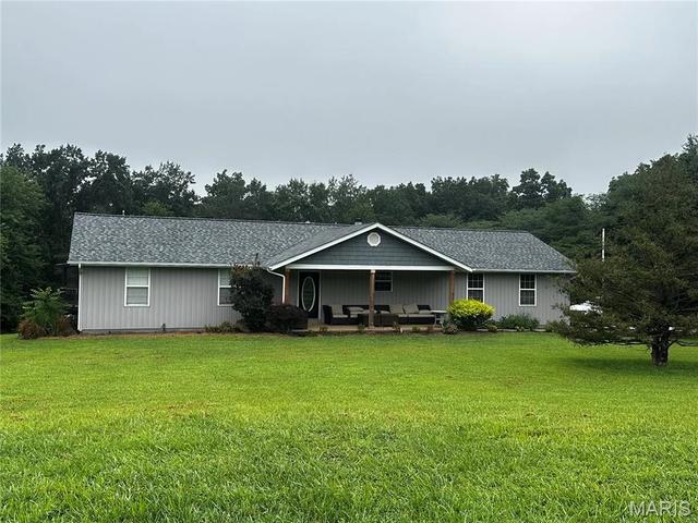 17 Country Trails Ct, Moscow Mills, MO 63362