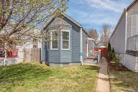 4157 Osceola St, Saint Louis, MO 63116