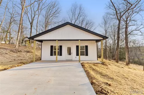 9738 Flo Dr, Bonne Terre, MO 63628