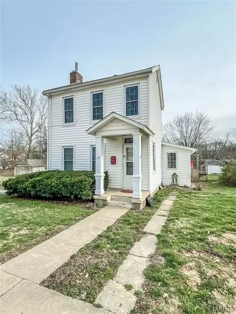 Exterior - 119 Ruby St, Paris, MO 65275 photo 3 of 12