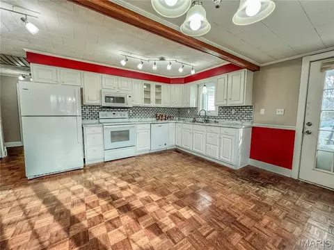 Kitchen - 119 Ruby St, Paris, MO 65275 photo 2 of 5