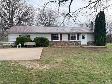 19510 Bean Creek Dr, Licking, MO 65542