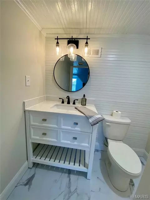 Bath - 145 Ellis Ave, Troy, MO 63379 photo 4 of 4