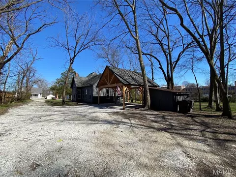 Exterior - 145 Ellis Ave, Troy, MO 63379 photo 10 of 19