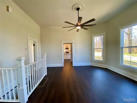 Living - 145 Ellis Ave, Troy, MO 63379 photo 3 of 4