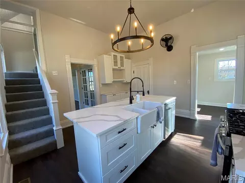 Kitchen - 145 Ellis Ave, Troy, MO 63379 photo 6 of 9
