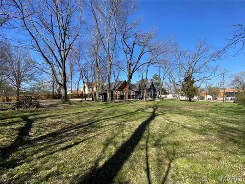 Exterior - 145 Ellis Ave, Troy, MO 63379 photo 13 of 19