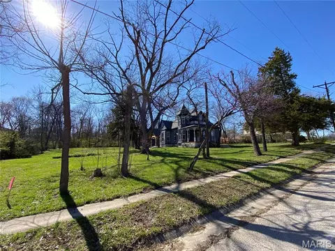 Exterior - 145 Ellis Ave, Troy, MO 63379 photo 15 of 19