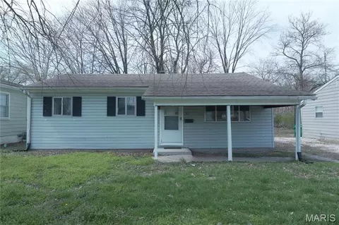 311 Green St, Cahokia, IL 62206