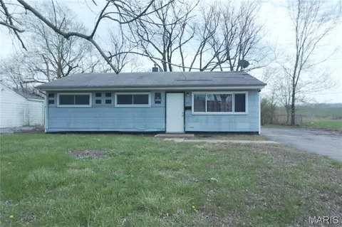 306 Marion St, Cahokia, IL 62206