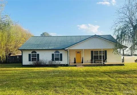 17504 Rigdon St, Kennett, MO 63857