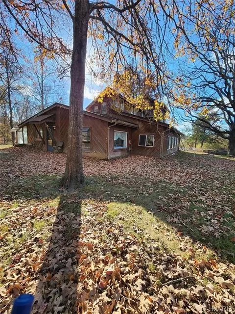 Exterior - 10562 Carr Rd, Bismarck, MO 63624 photo 1 of 2