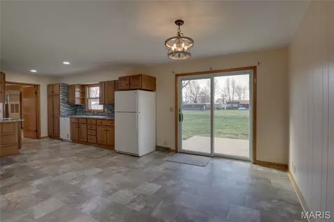 1106 W Main St, Kahoka, MO 63445