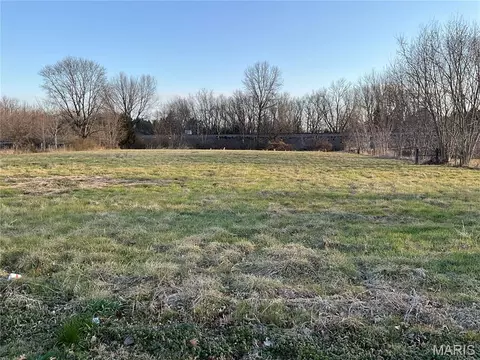 901 Boooneslick Rd, High Hill, MO 63350