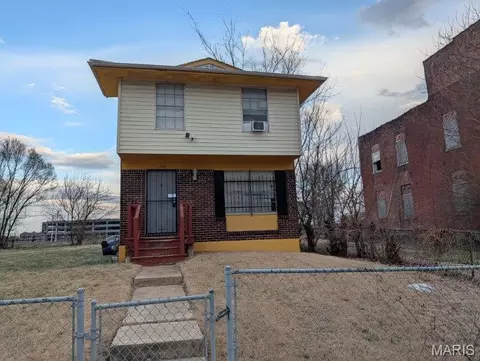 1724 Elliott Ave, Saint Louis, MO 63106