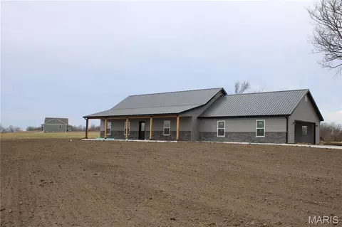 53414 Highway Hh, Hannibal, MO 63401
