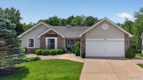 948 Emerald Oaks Ct, Eureka, MO 63025