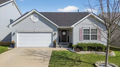 207 Bluestem Ln, O'fallon, MO 63366