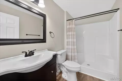 Bath - 207 Bluestem Ln, O'fallon, MO 63366 photo 3 of 3