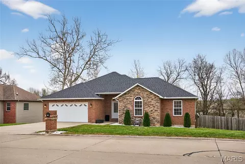 133 Keystone Dr, Jackson, MO 63755