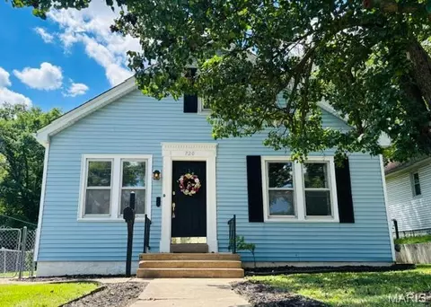720 E Mckinley St, Belleville, IL 62220