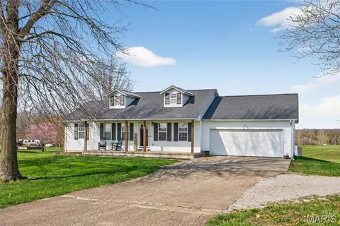 111 Paul Dow Rd, Oak Ridge, MO 63769