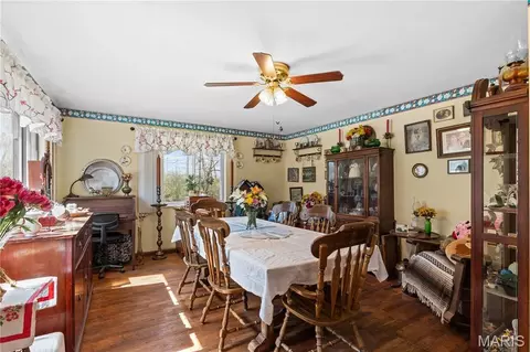 Dining - 345 Robin Ln, Saint Clair, MO 63077 photo 1 of 2