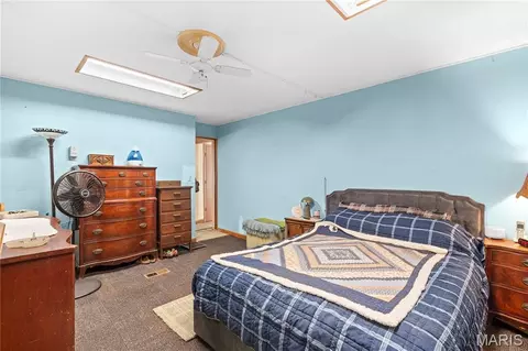 Bedroom - 345 Robin Ln, Saint Clair, MO 63077 photo 2 of 3