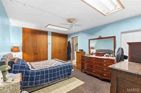 Bedroom - 345 Robin Ln, Saint Clair, MO 63077 photo 3 of 3