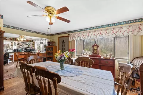 Dining - 345 Robin Ln, Saint Clair, MO 63077 photo 2 of 2
