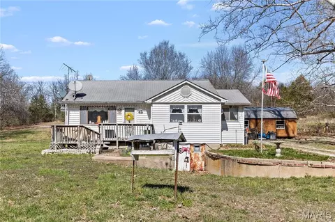 345 Robin Ln, Saint Clair, MO 63077