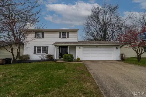 1405 Parkmor Dr, Cape Girardeau, MO 63701