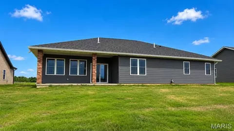 Exterior - 205 E Larkspur Ct, Hannibal, MO 63401 photo 1 of 1
