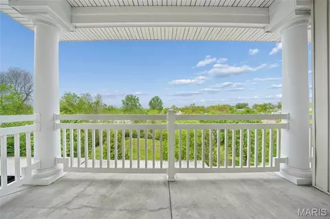 1507 S Old Highway 94 #406, Saint Charles, MO 63303