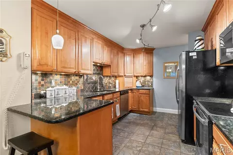 Kitchen - 898 Westerfield Dr #1, Saint Charles, MO 63304 photo 1 of 3