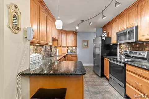 Kitchen - 898 Westerfield Dr #1, Saint Charles, MO 63304 photo 2 of 3