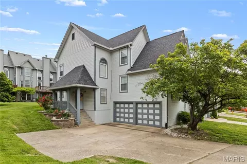 898 Westerfield Dr #1, Saint Charles, MO 63304