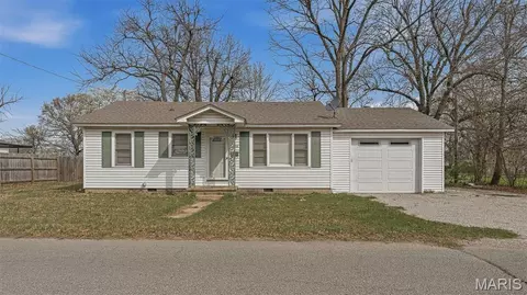1820 Dixie Roadway St, Kennett, MO 63857