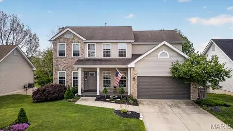 190 Hutchings Farm Dr, O'fallon, MO 63368