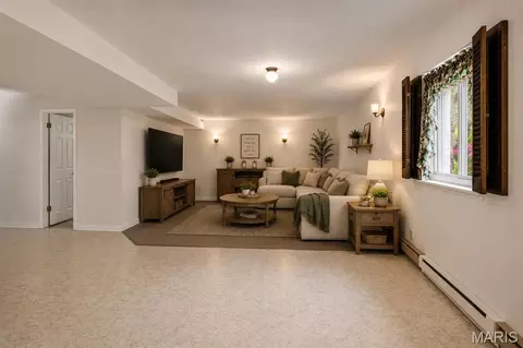 Living - 7 Springlake Ct, Ballwin, MO 63011 photo 9 of 9