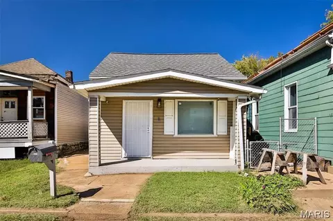 7613 Virginia Ave, Saint Louis, MO 63111