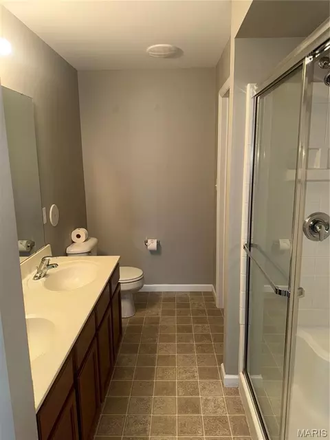 Bath - 6102 Spring River Dr, O'fallon, MO 63368 photo 1 of 2