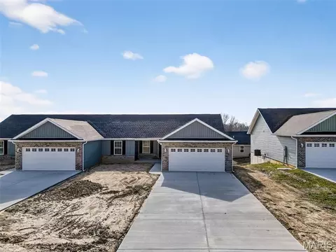 117 Grindstone Ct, Moscow Mills, MO 63362
